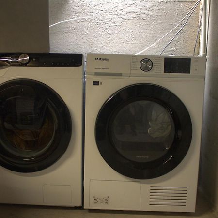 Giertmana Apartamenti Liepaja Luaran gambar