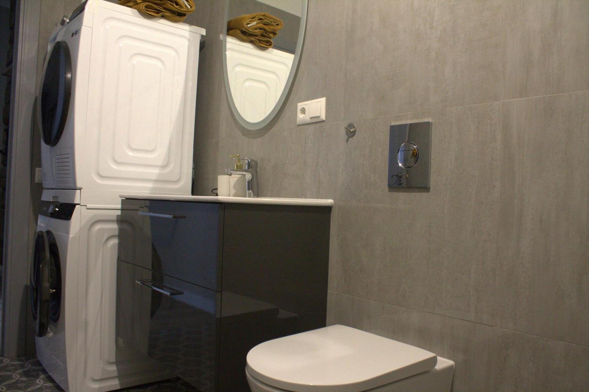 Giertmana Apartamenti Liepaja Luaran gambar